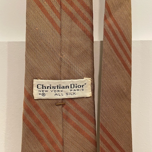 Vintage Dior Tie in Gold Raw Silk (50’s) - Picture 3 of 3